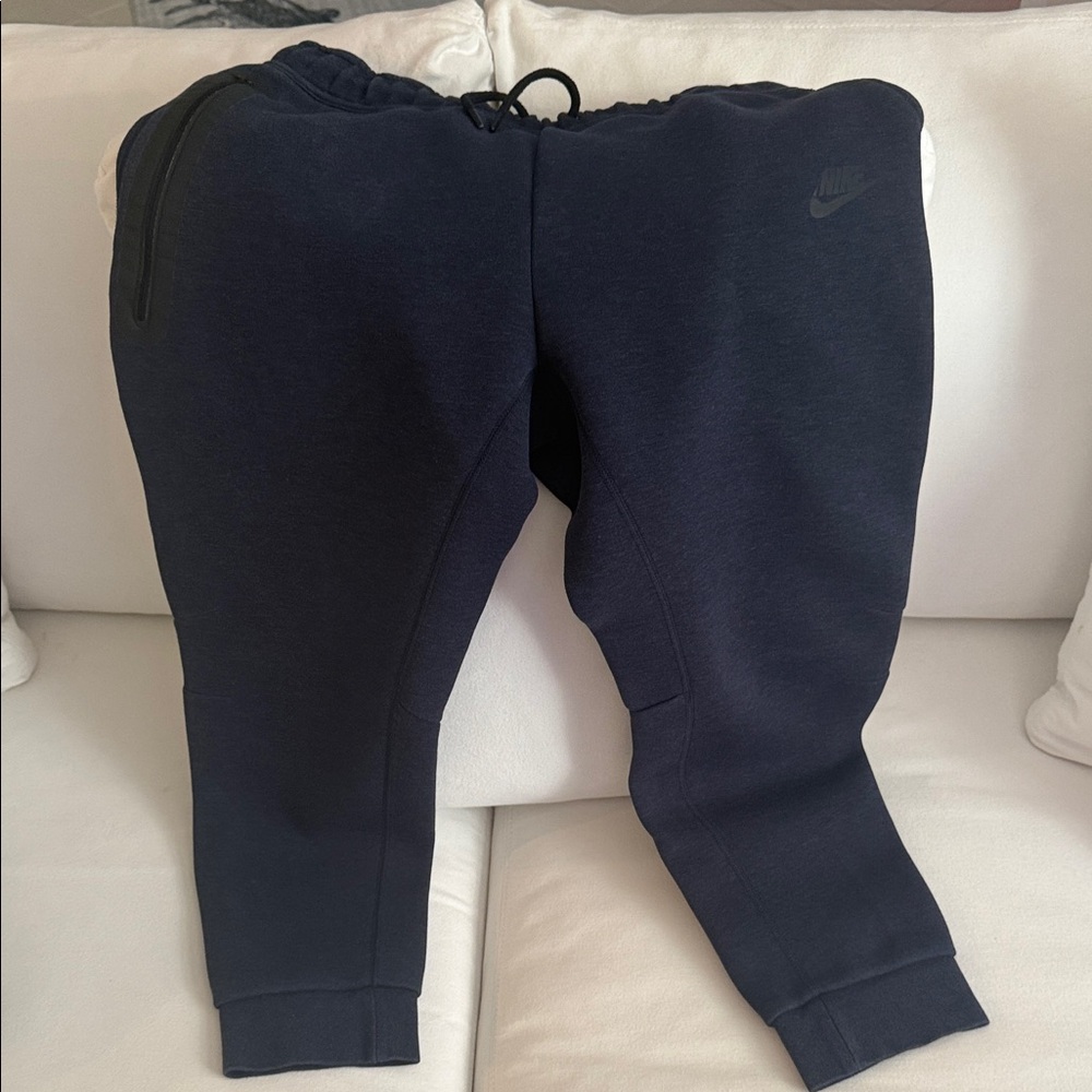 Nike Sportswear Tech Fleece Navy Joggers